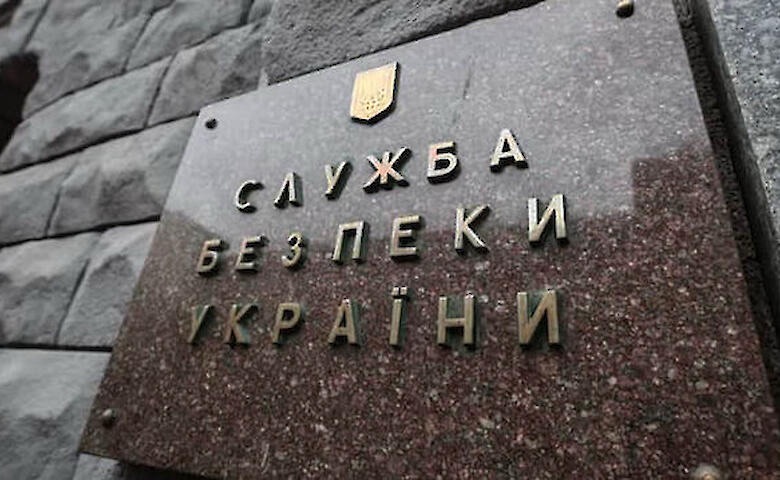 СБУ та ДБР викрили привласнення понад 64 млн грн, призначених на закупівлю вантажівок для ЗСУ