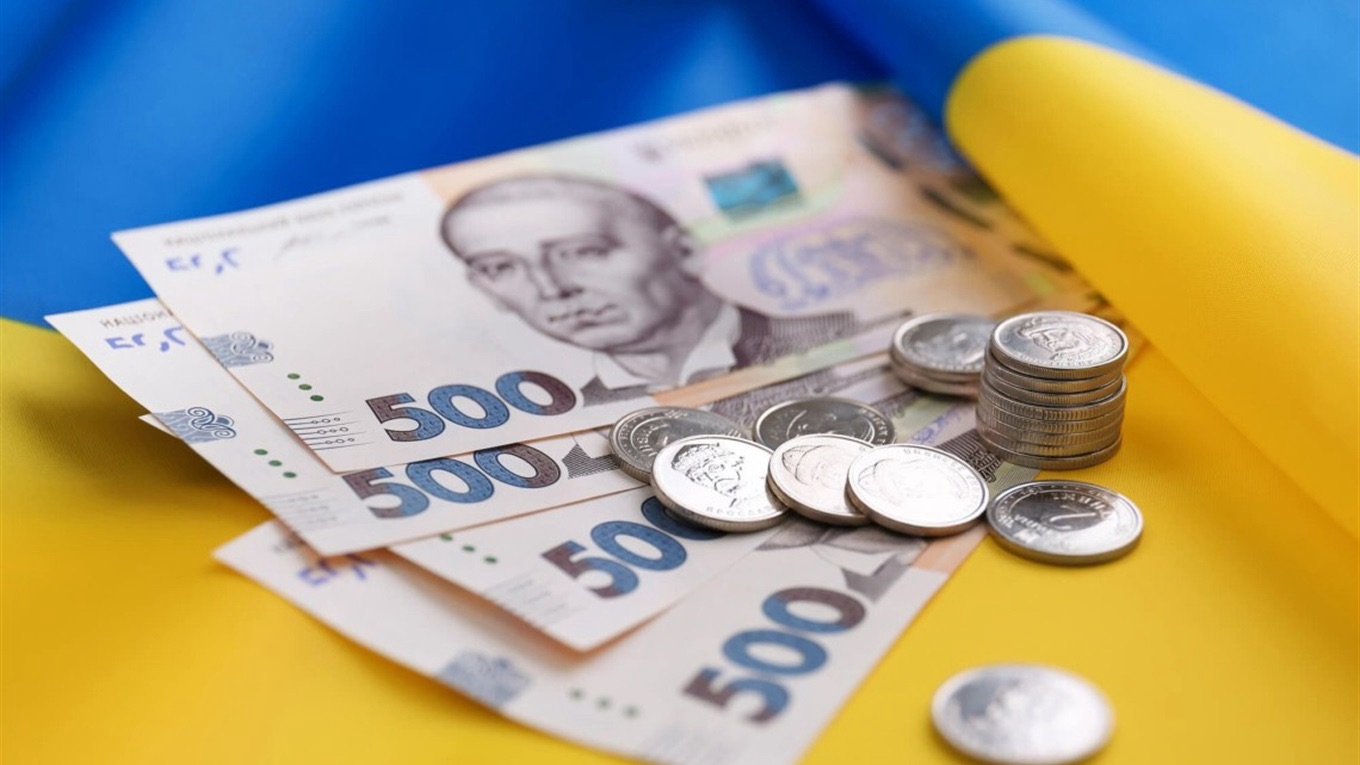 Середня зарплатня в українському ритейлі зросла на третину: хто платить найбільше
