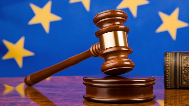 «Черний та інші проти Чехії»: ЄСПЛ захистив адвокатську таємницю в цифрову епоху