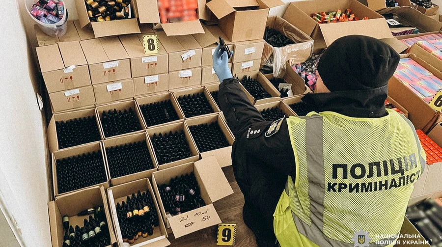 На Волині викрили підпільне виробництво “CBD-добавок” із канабісом: вилучено продукції на понад 430 млн грн