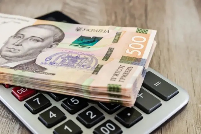 Медіанна зарплата в Україні зросла до 25 тис. грн