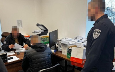 ДБР викрило командира військової частини на Київщині як організатора схеми розкрадання продуктів