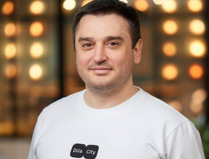 Очільник Мінцифри Олександр Борняков подав до суду на Данила Гетманцева