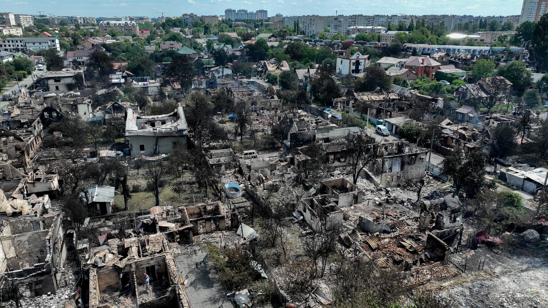 Кабмін виділить понад 3 млрд грн на відновлення Вишневого після атаки РФ