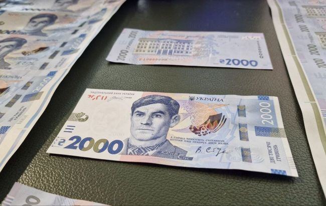 В Україні з’явиться нова банкнота 2 000 грн із Василем Стусом