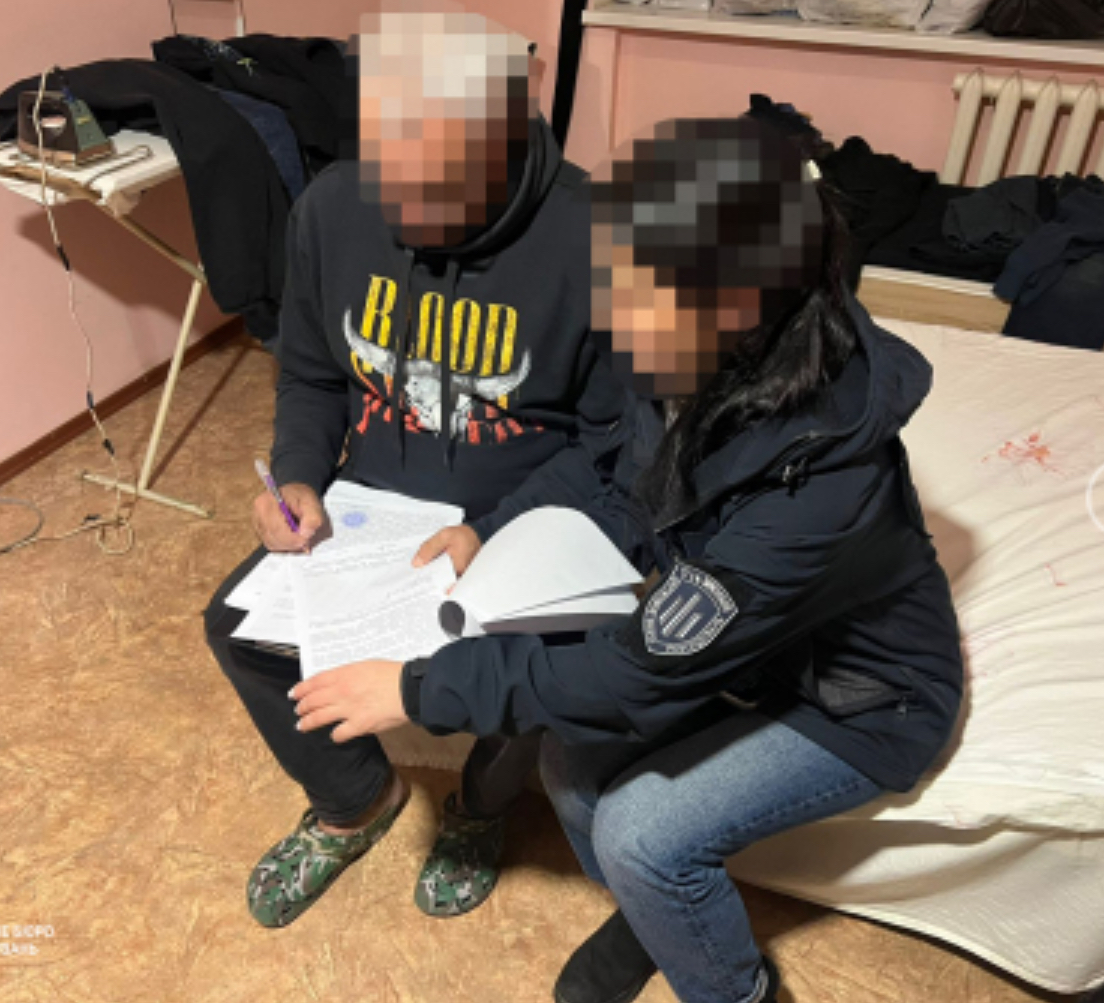 Переплата понад 12 млн грн на ліжках для військових: двох екскерівників Одеського КЕУ судитимуть