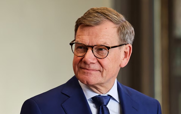 Глава МЗС Німеччини закликав українських чоловіків призовного віку повернутися в Україну