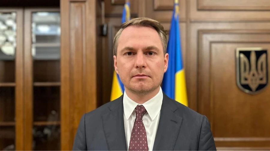 Кравченко підтвердив виїзд за кордон і заявив про службове відрядження