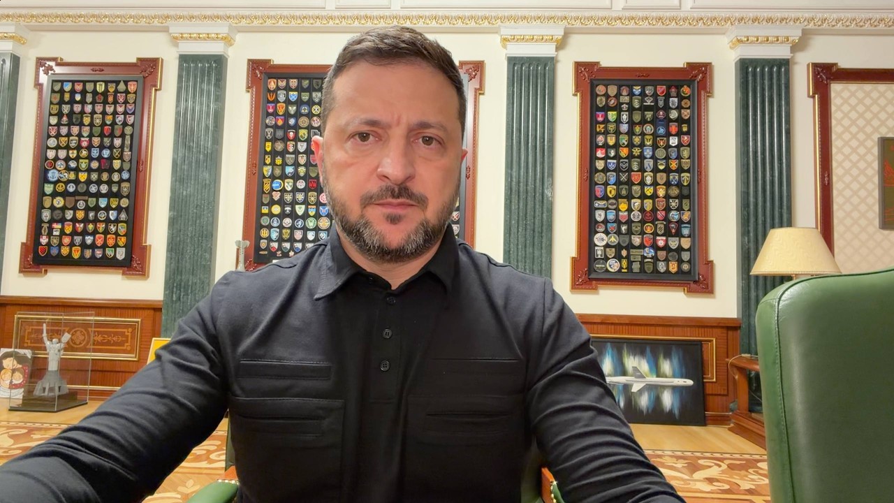 Зеленський анонсував посилення кримінальної відповідальності для організаторів шахрайських кол-центрів